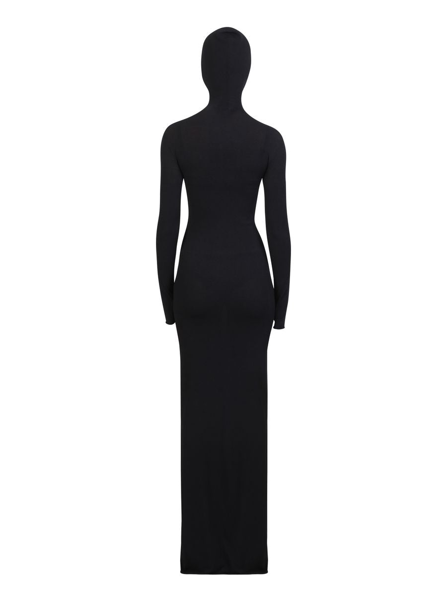Off-White langes Kleid mit hohem Kragen