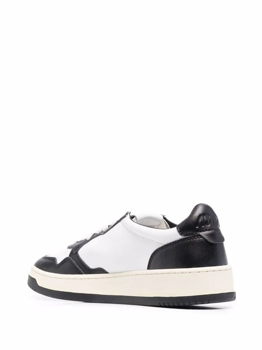 Autry „Medalist Low“ Zweifarbige Leder-Sneakers