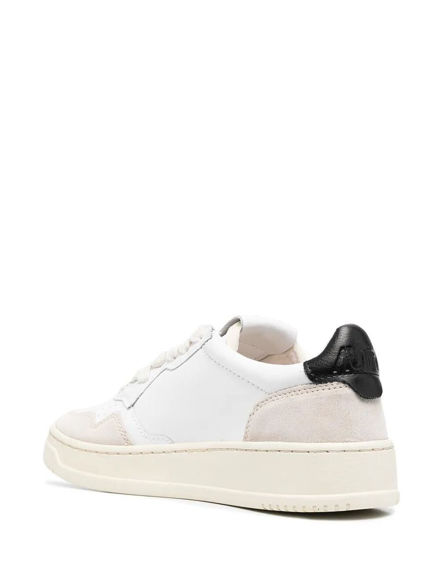 Autry „Medalist Low“ Wildleder-Sneakers