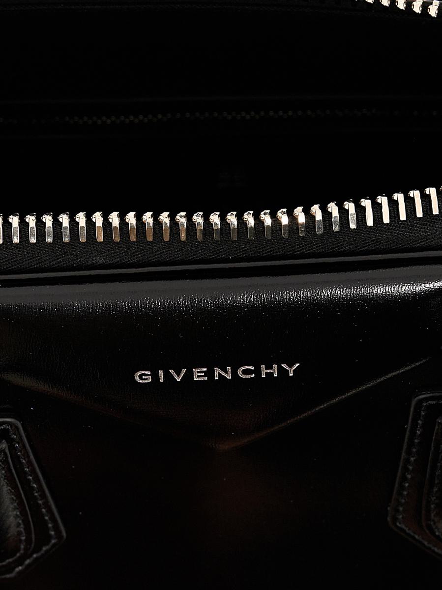 Givenchy – Kleine „Antigona“-Handtasche