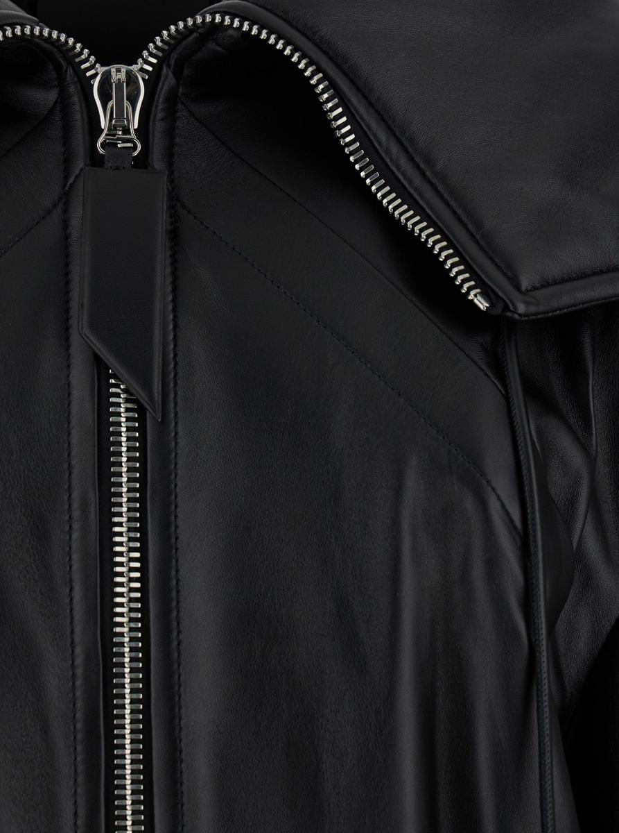 Schwarze Bomberjacke mit übergroßer Kapuze und Reißverschluss aus Leder für Damen