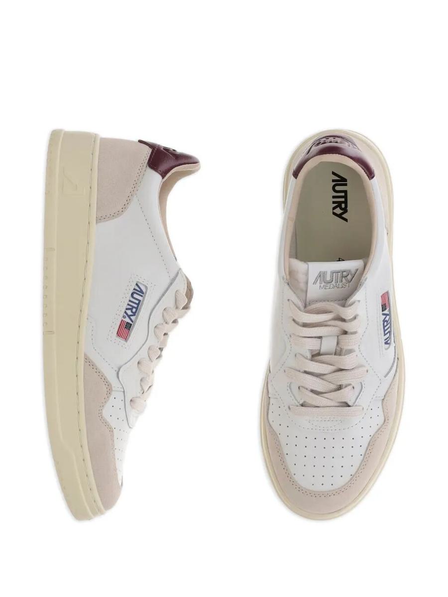 Autry „Medalist Low“ Wildleder-Sneakers