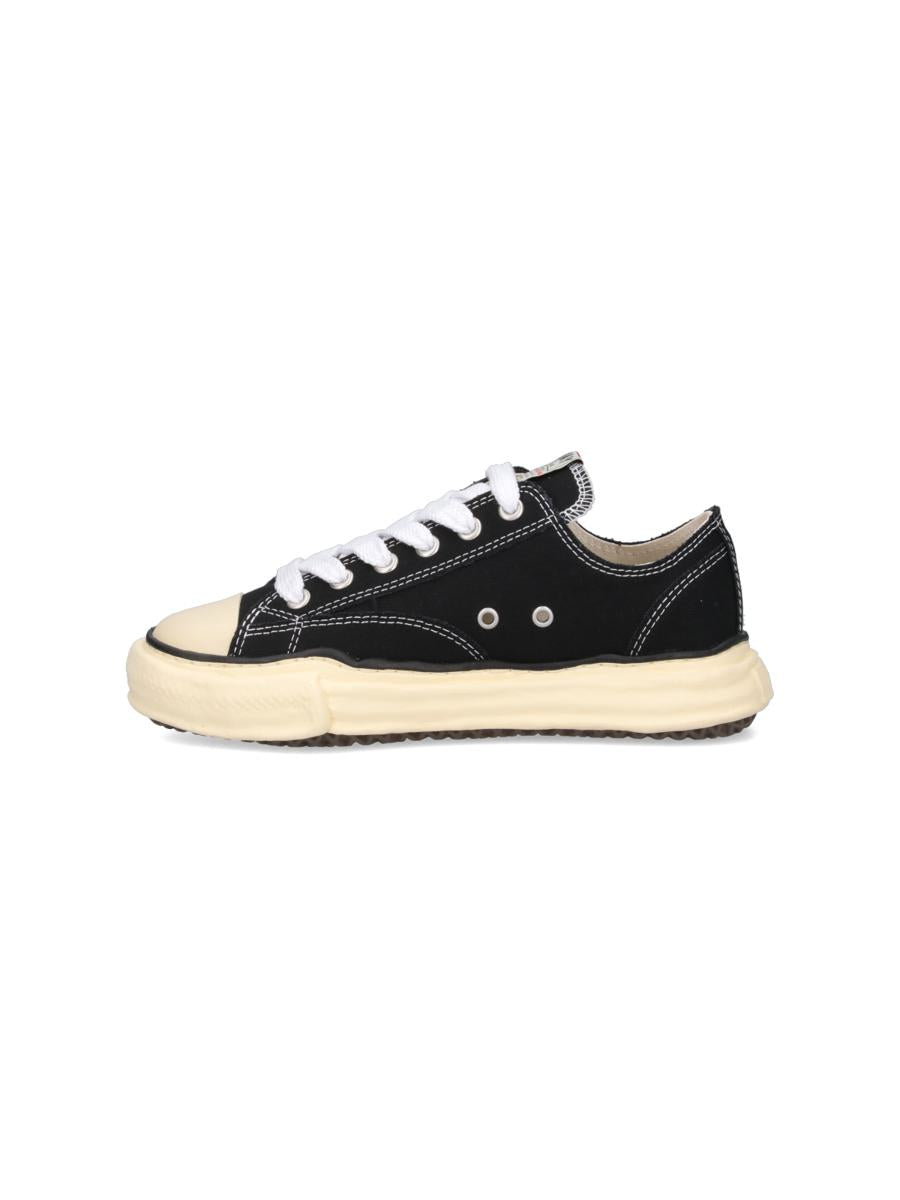 Sneakers von Maison Mihara Yasuhiro