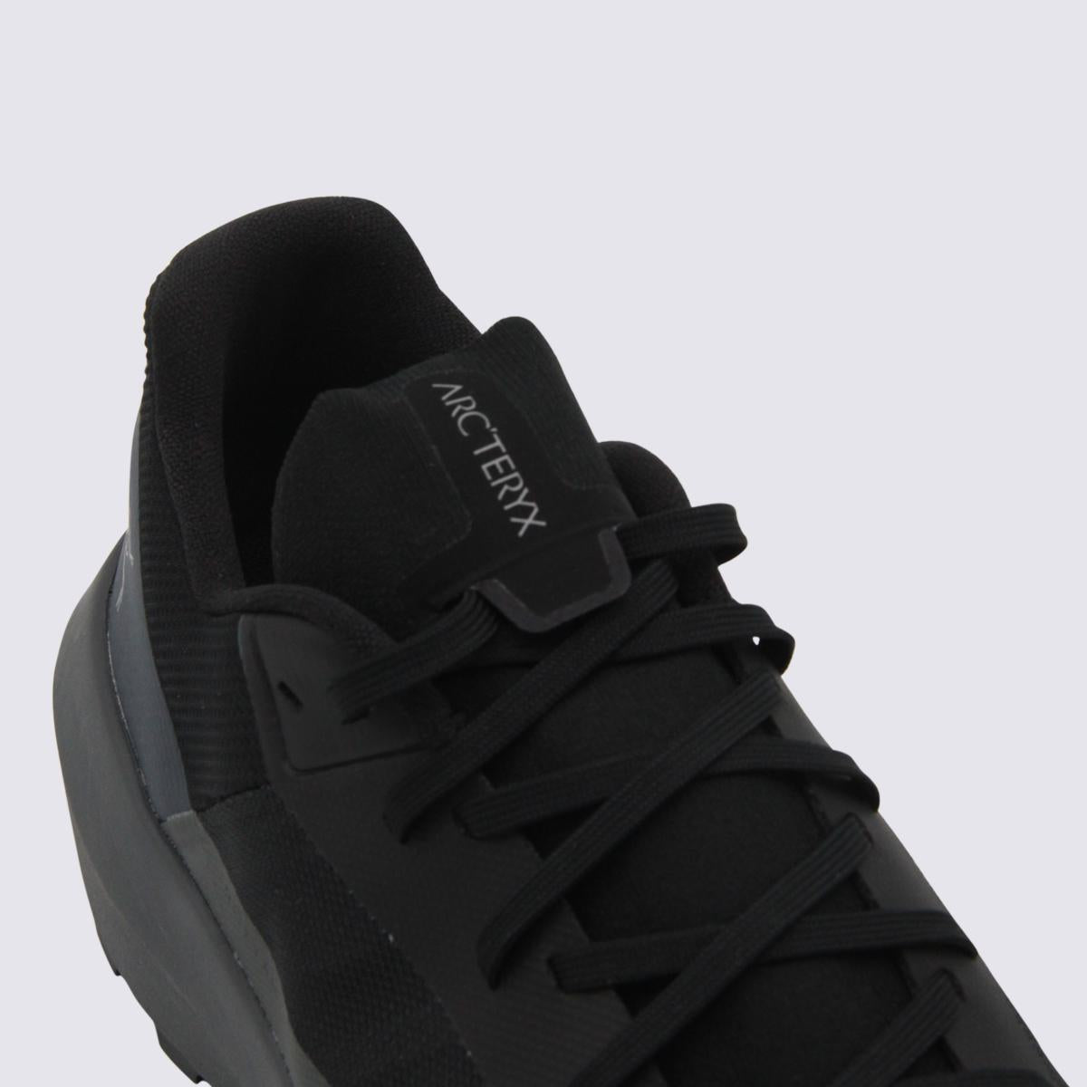 Arc'Teryx Sneaker Schwarz/Wolke