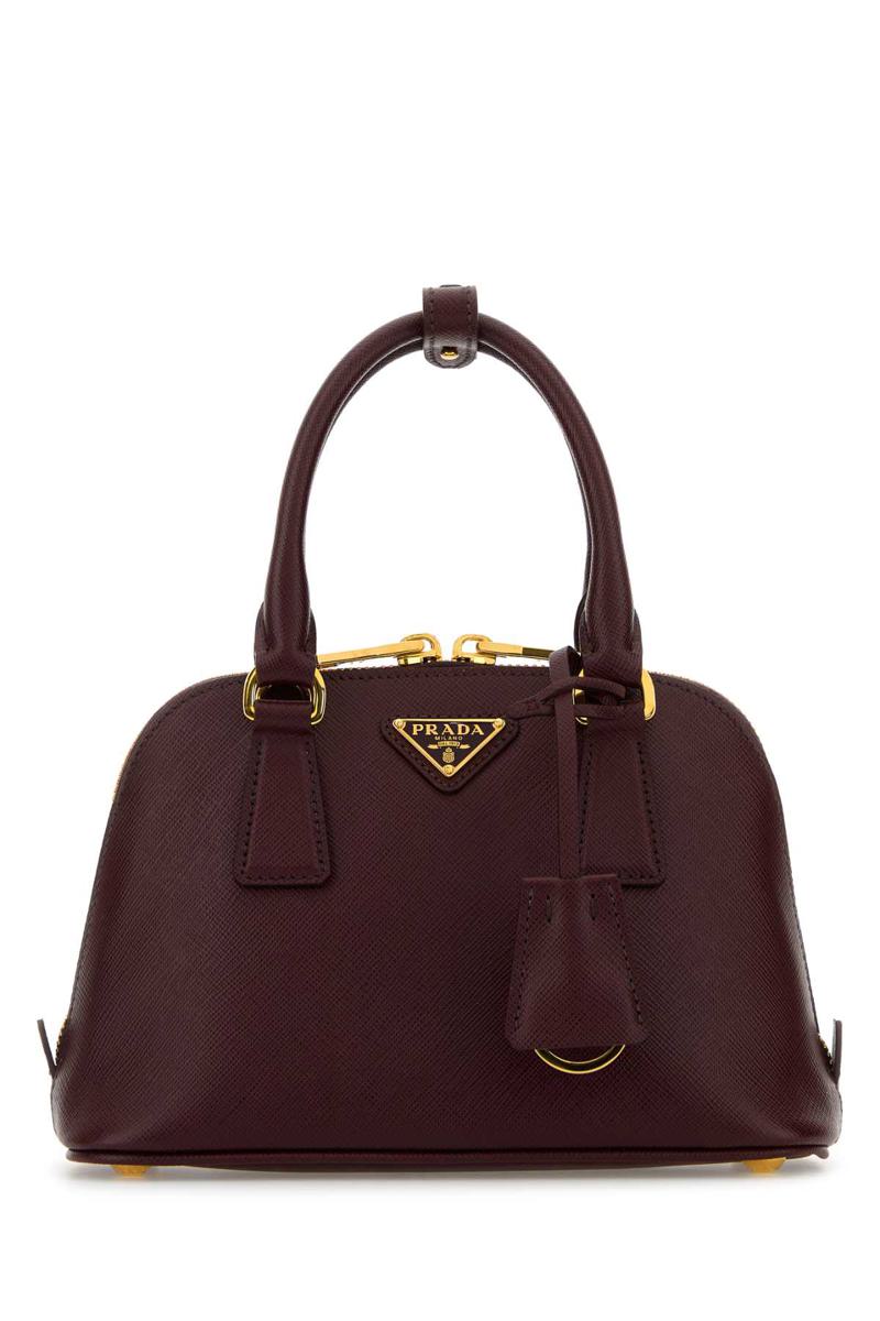 Prada-Handtaschen.