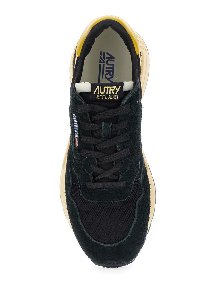 „Reel Wind“ Schwarze Low-Top-Sneaker mit Logo-Detail aus Wildleder für Herren