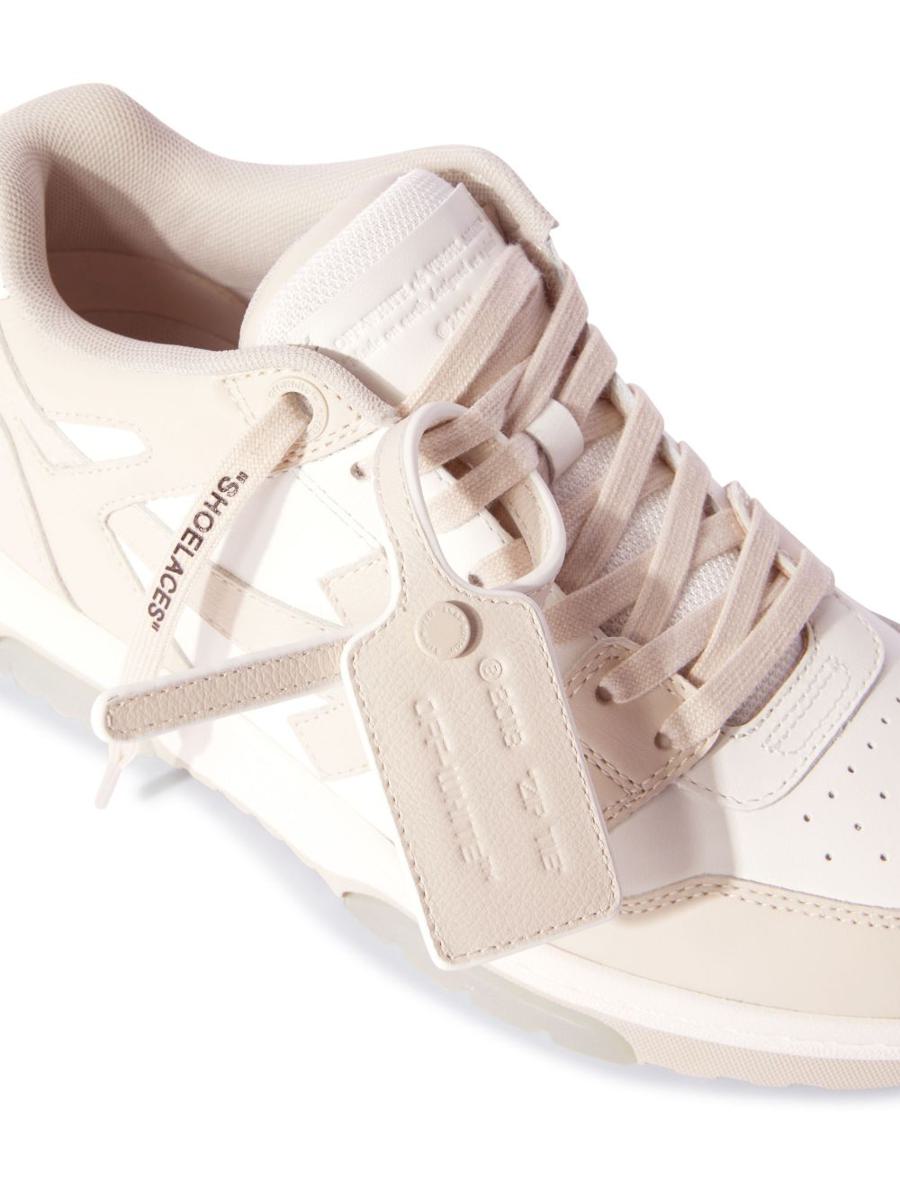 Off-White Flache Schuhe