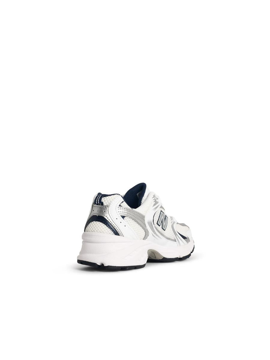 New Balance „530“ – Weiße Stoff-Sneaker
