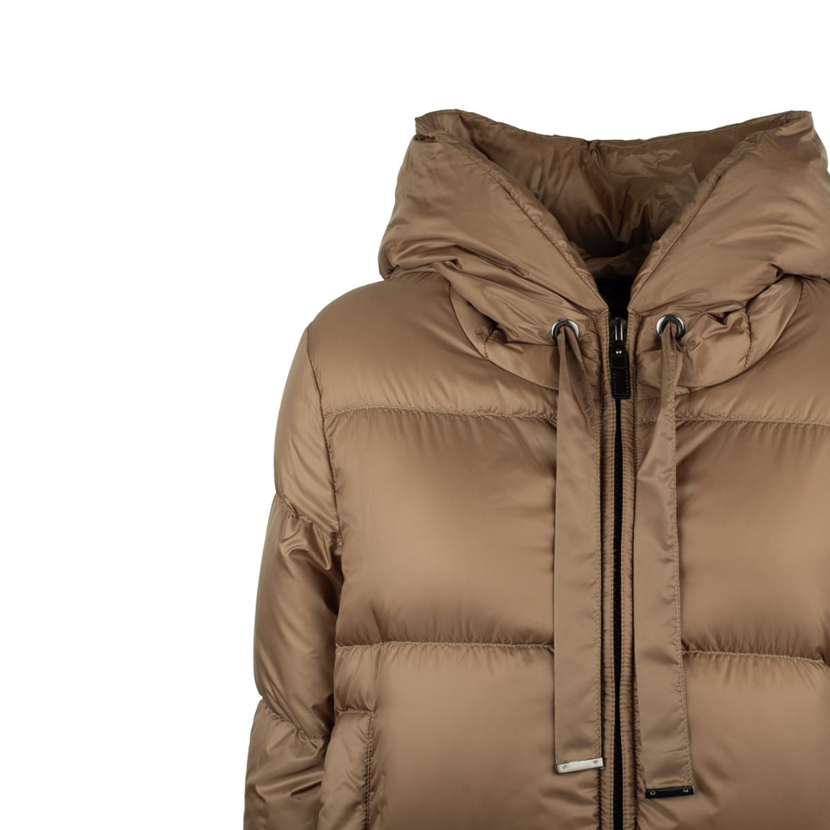 Max Mara – Karamellfarbene Steppdecke