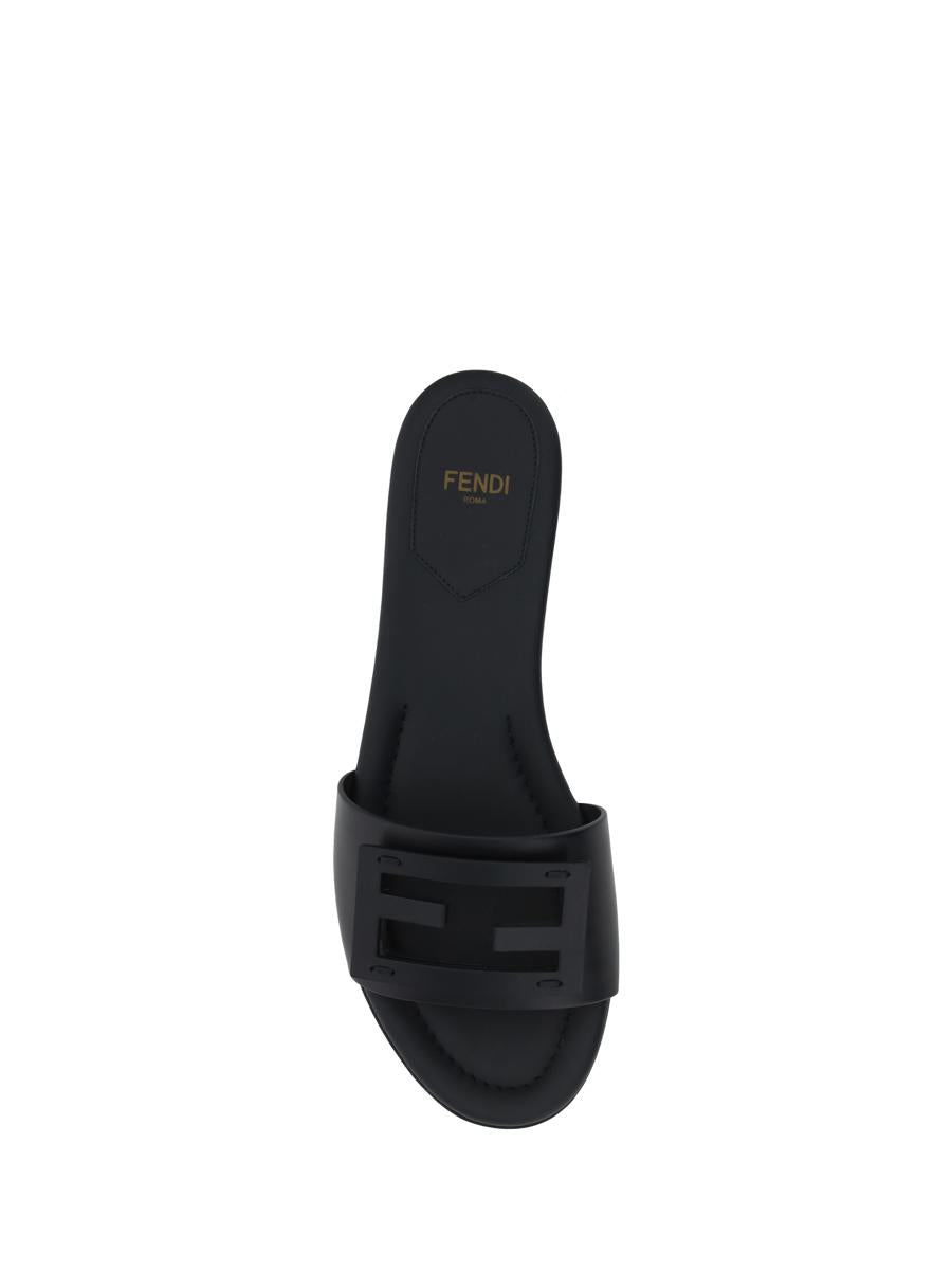 Fendi Sandalen