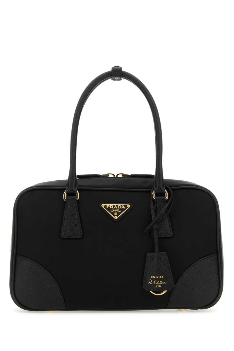 Prada-Handtaschen.