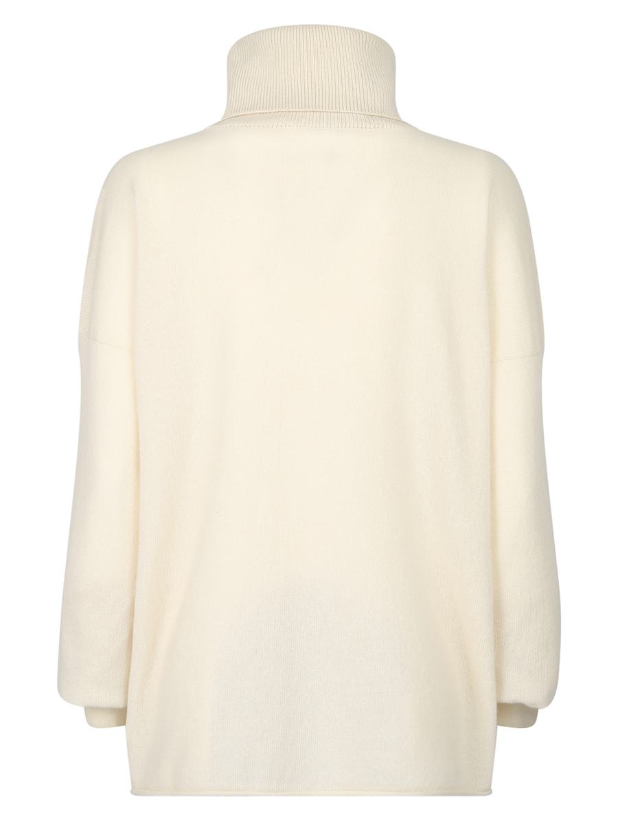 Pullover genommen