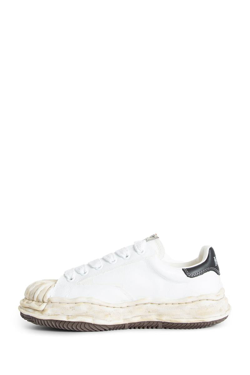 Sneakers von Maison Mihara Yasuhiro