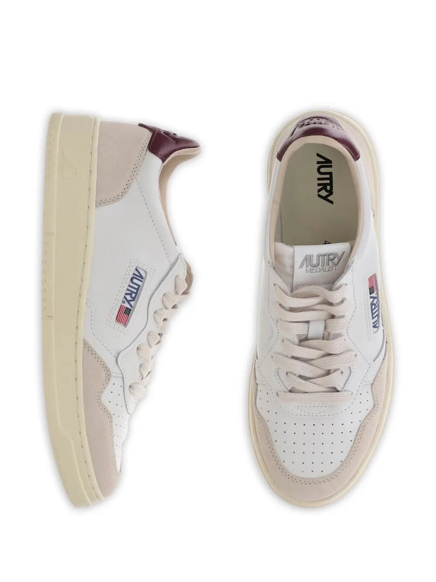 Autry „Medalist Low“ Wildleder-Sneakers