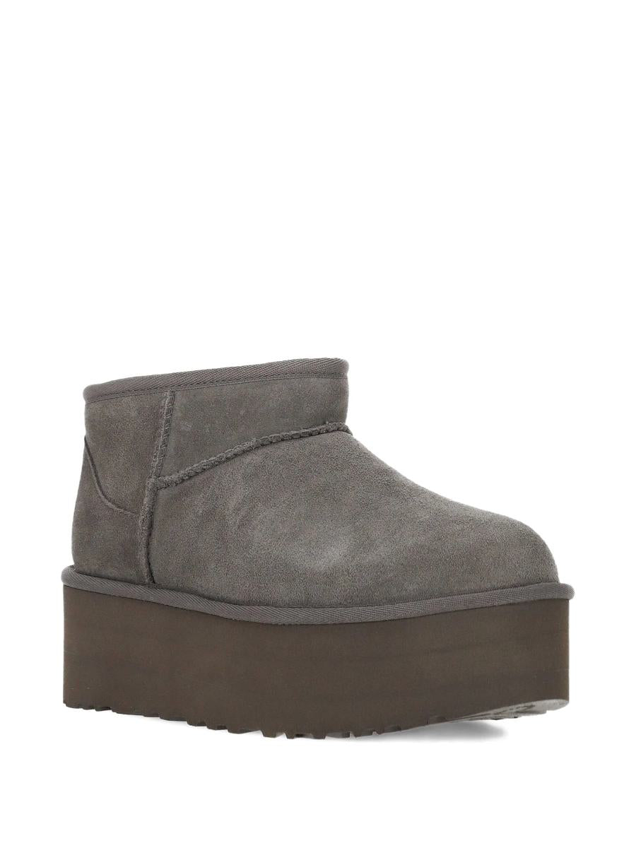 UGG W Classic Ultra Mini Plateauschuhe