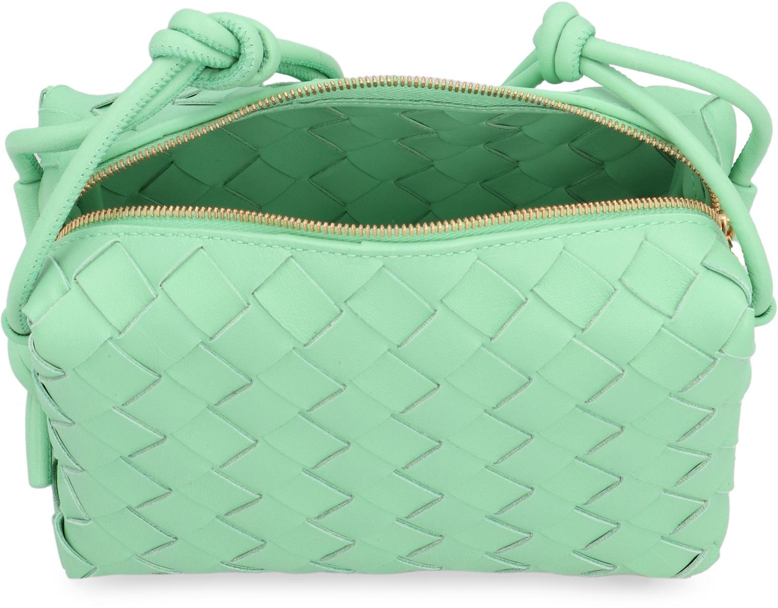 Bottega Veneta Mini-Kameratasche aus Leder mit Schleife