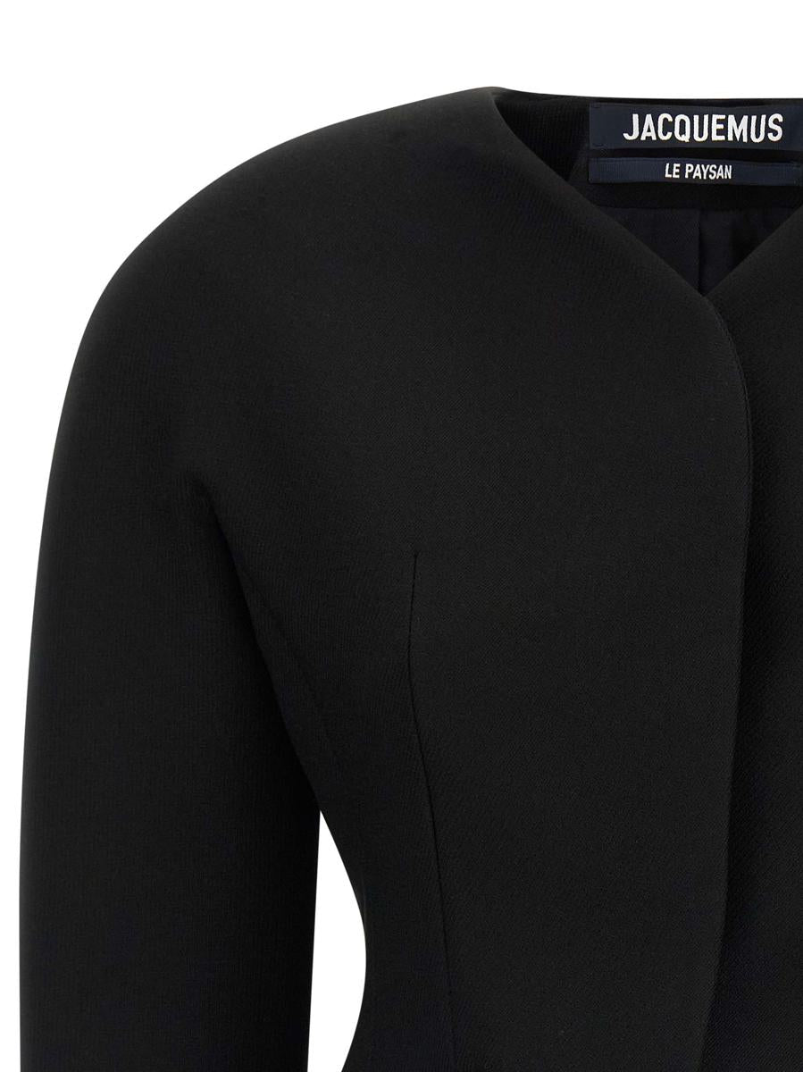Jacquemus-Blazer „La Petite Veste Ovalo“.