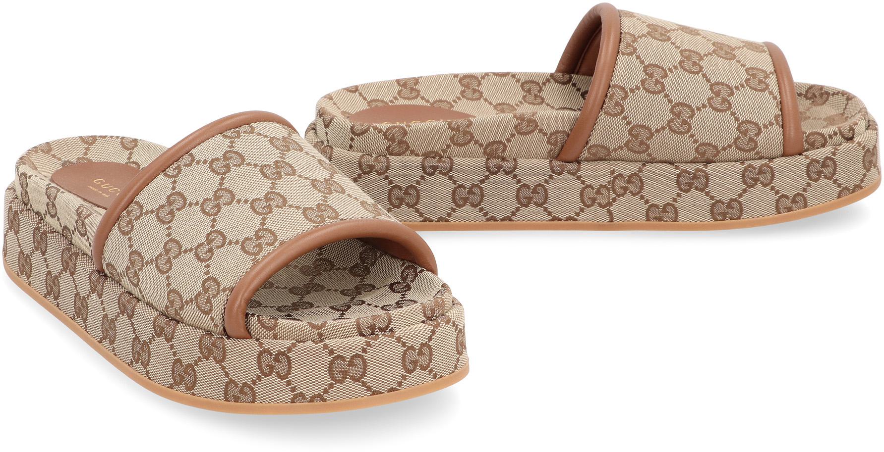 Gucci Original Slides aus GG-Stoff