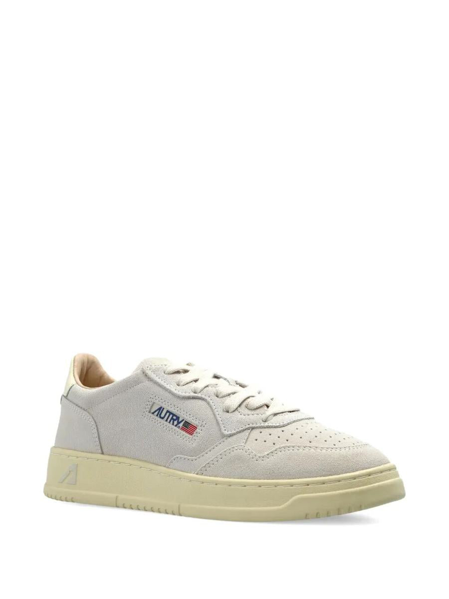 Autry „Medalist Low“ Wildleder-Sneakers