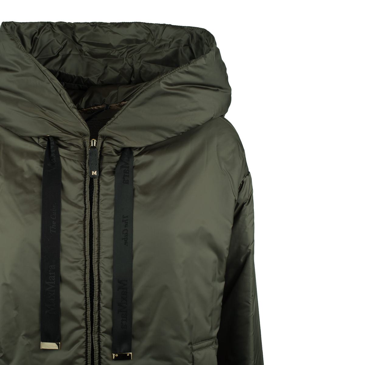Max Mara – Gefütterte, tropfwassergeschützte Canvasjacke mit Kapuze in Grün-Khaki