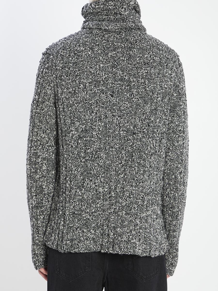 Rollkragenpullover