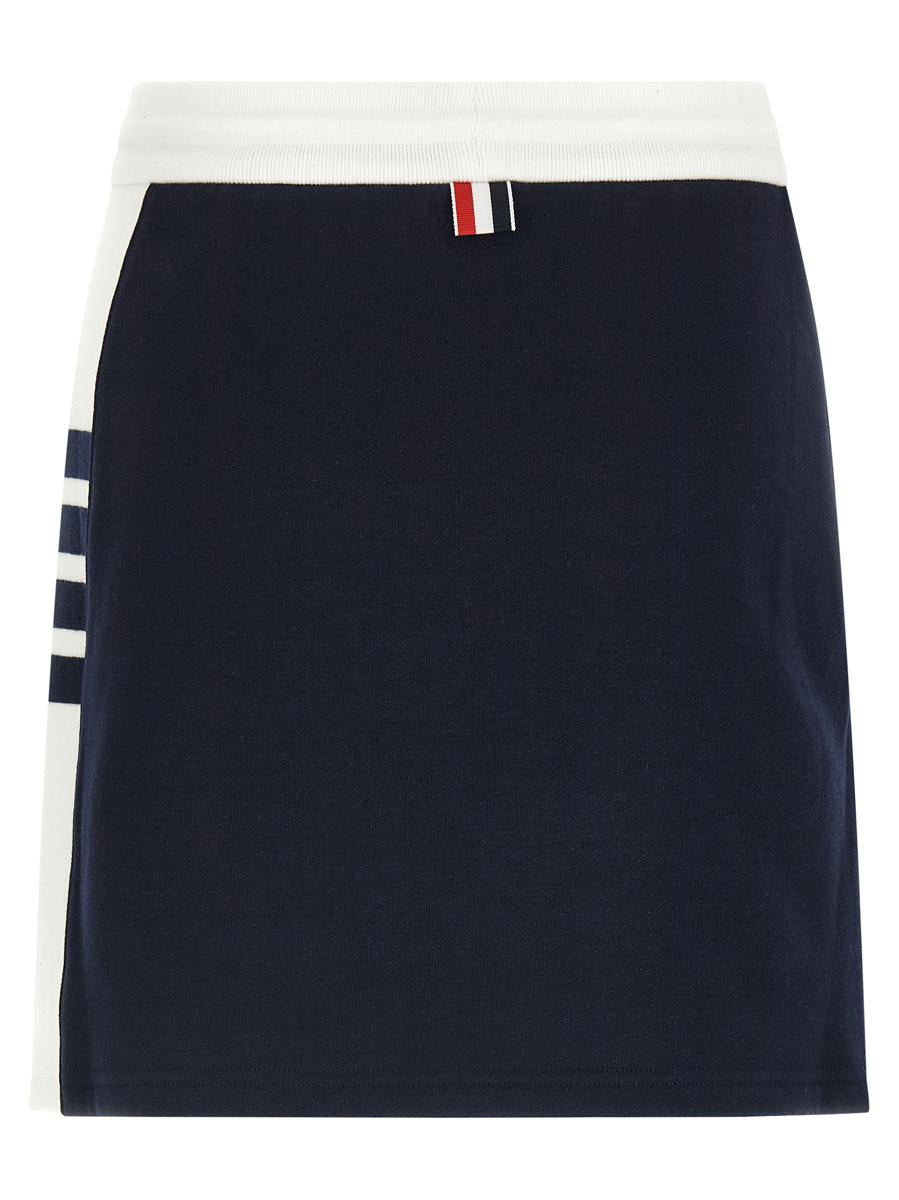 Thom Browne „Klassischer 4-Bar“-Rock