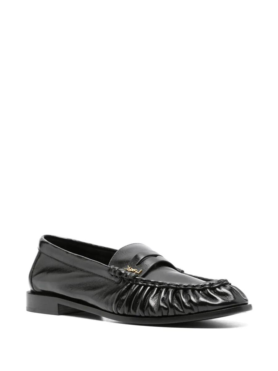 Saint Laurent Le Loafer Supple In Shiny Leather Schuhe