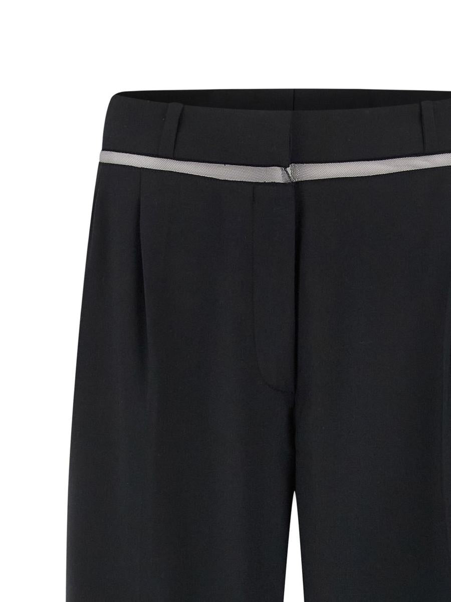 Nensi Dojaka Anouk Hose