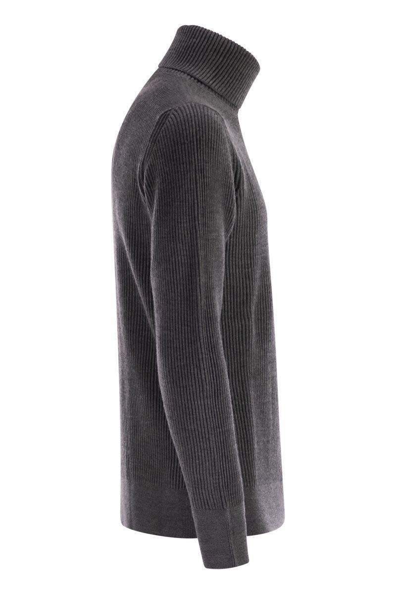 Stone Island – Fein gerippter Rollkragenpullover