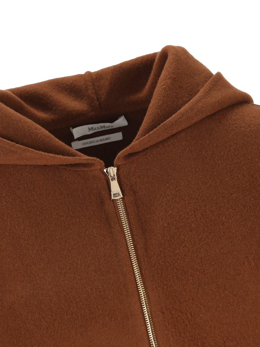 Max Mara Trikots