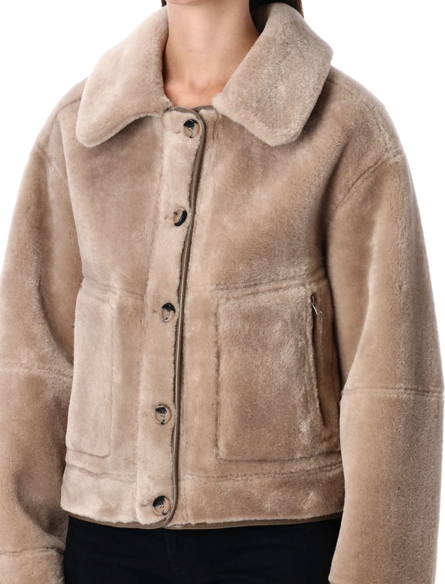 Urbancode – Wendbare Jacke aus Kunstpelz mit Innenseite aus Wildleder