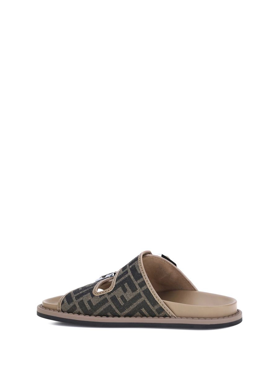 Fendi Sandalen