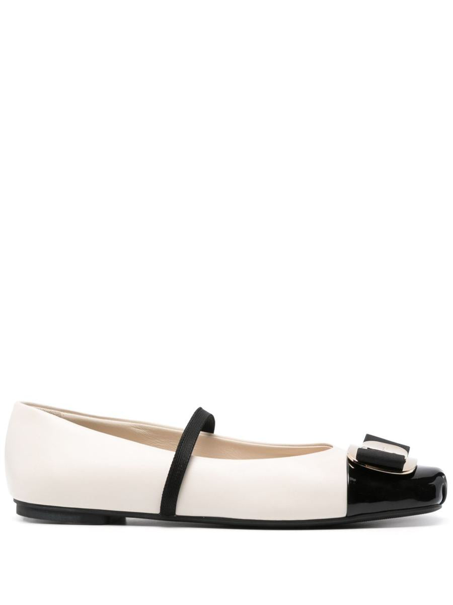 Salvatore Ferragamo Flache Schuhe