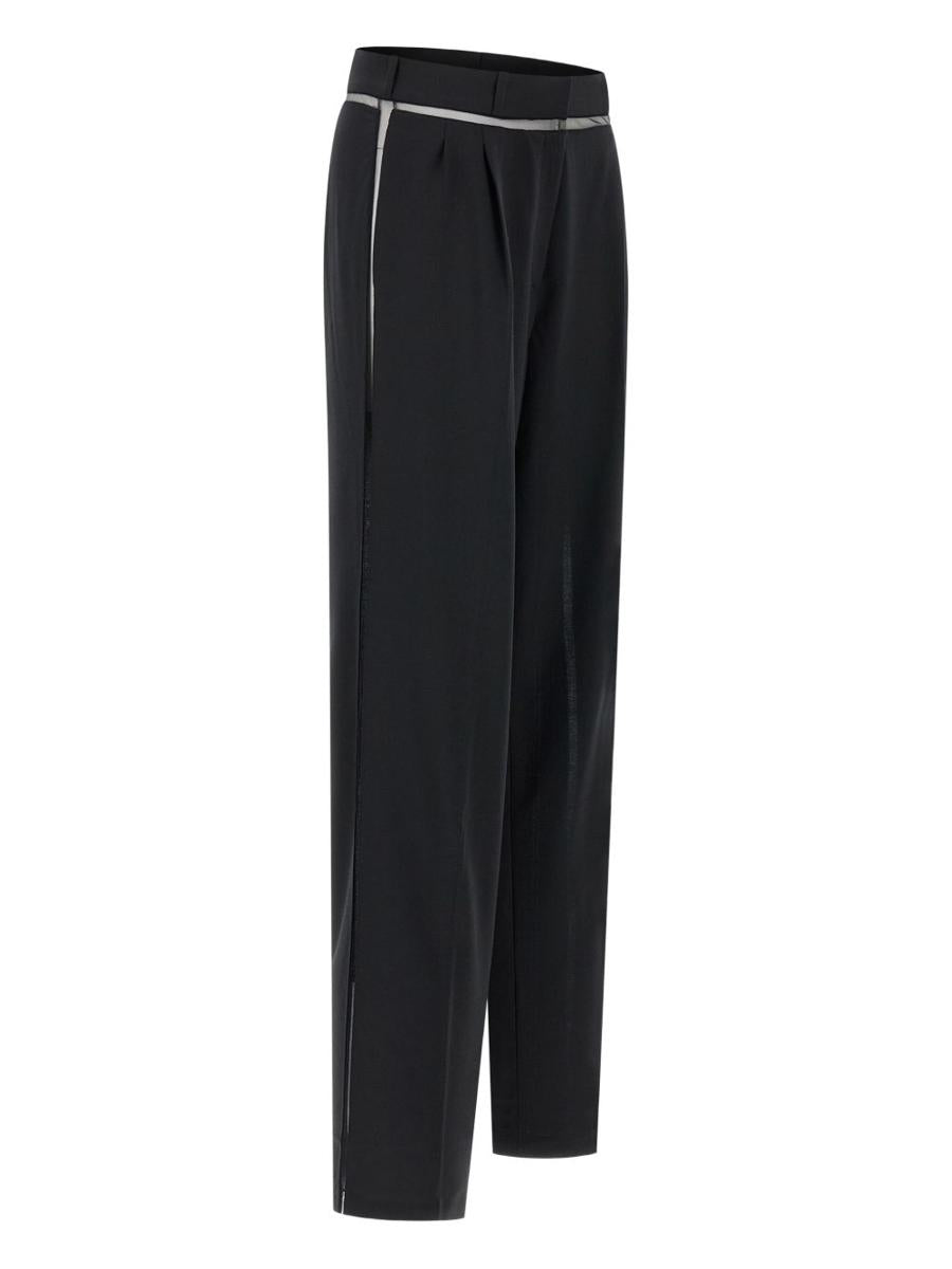 Nensi Dojaka Anouk Hose