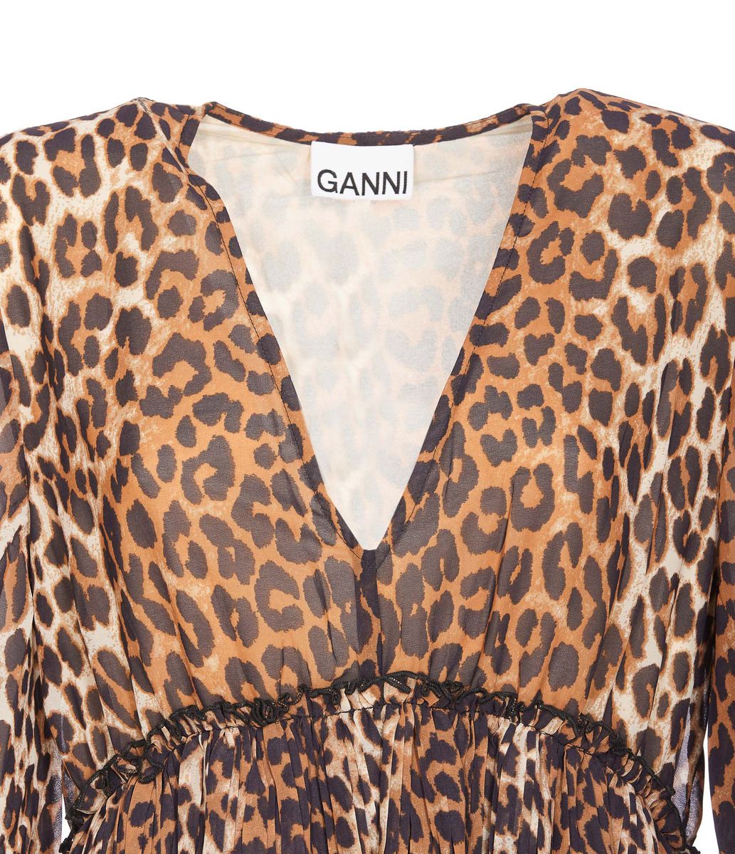 Ganni – Plissiertes Georgette-Minikleid mit Volant und V-Ausschnitt