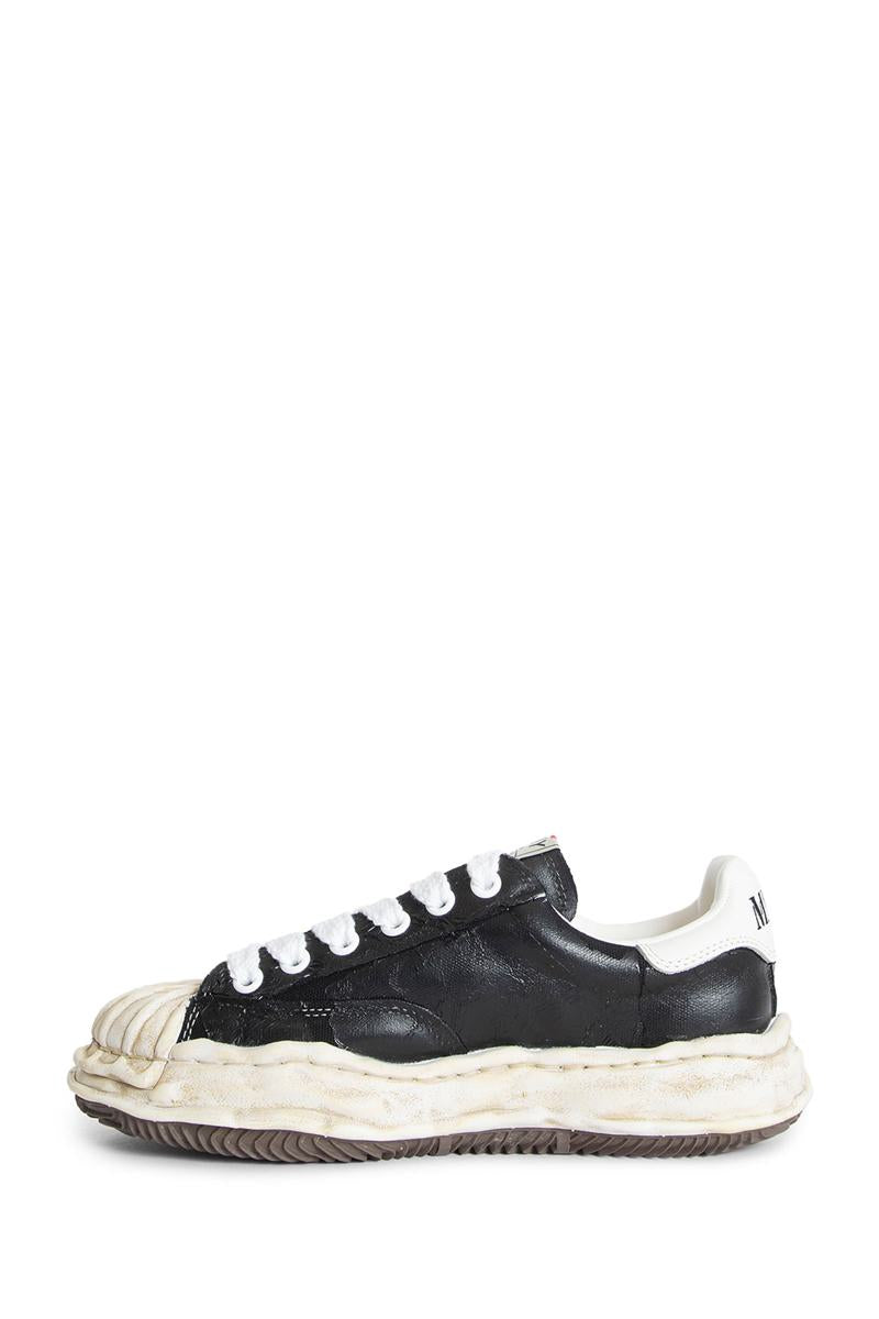 Sneakers von Maison Mihara Yasuhiro