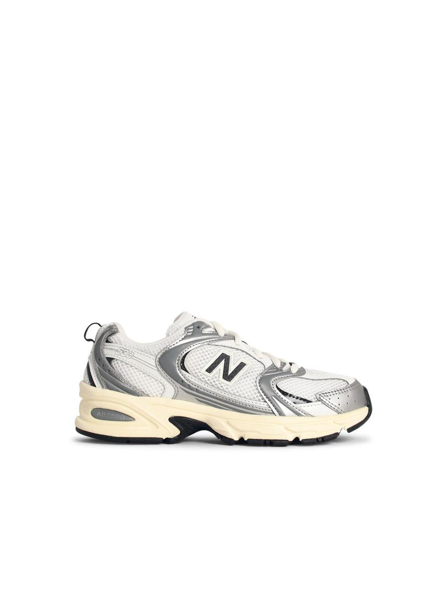 New Balance „530“ – Weiße Stoff-Sneaker