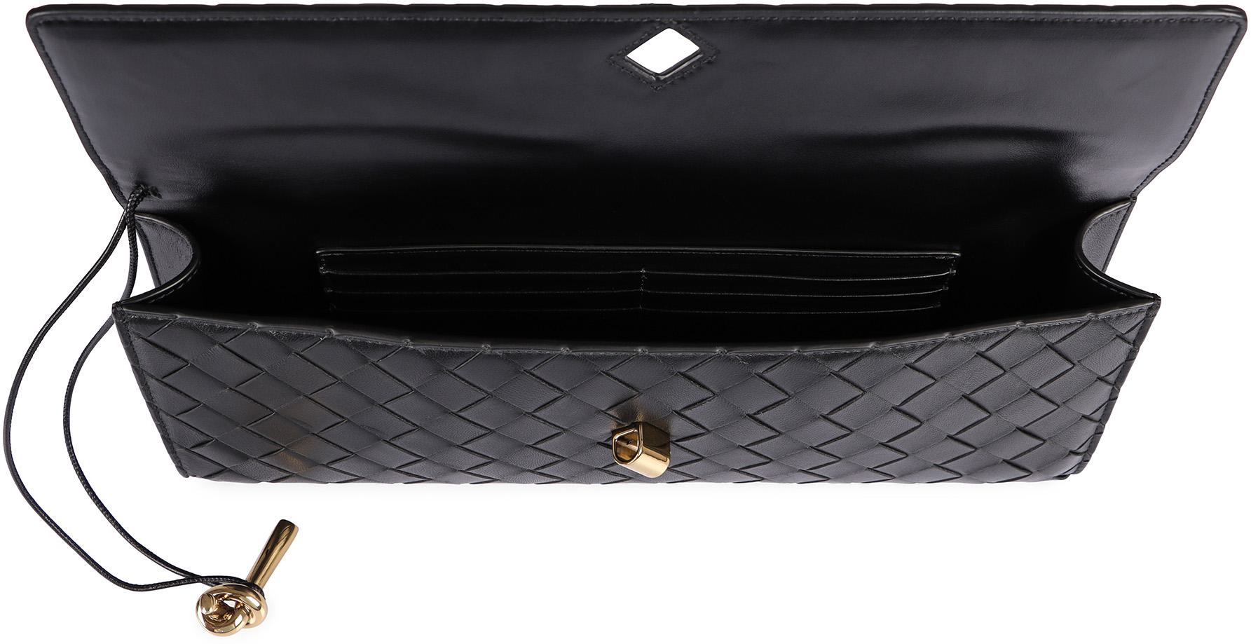 Bottega Veneta Andiamo Lederclutch