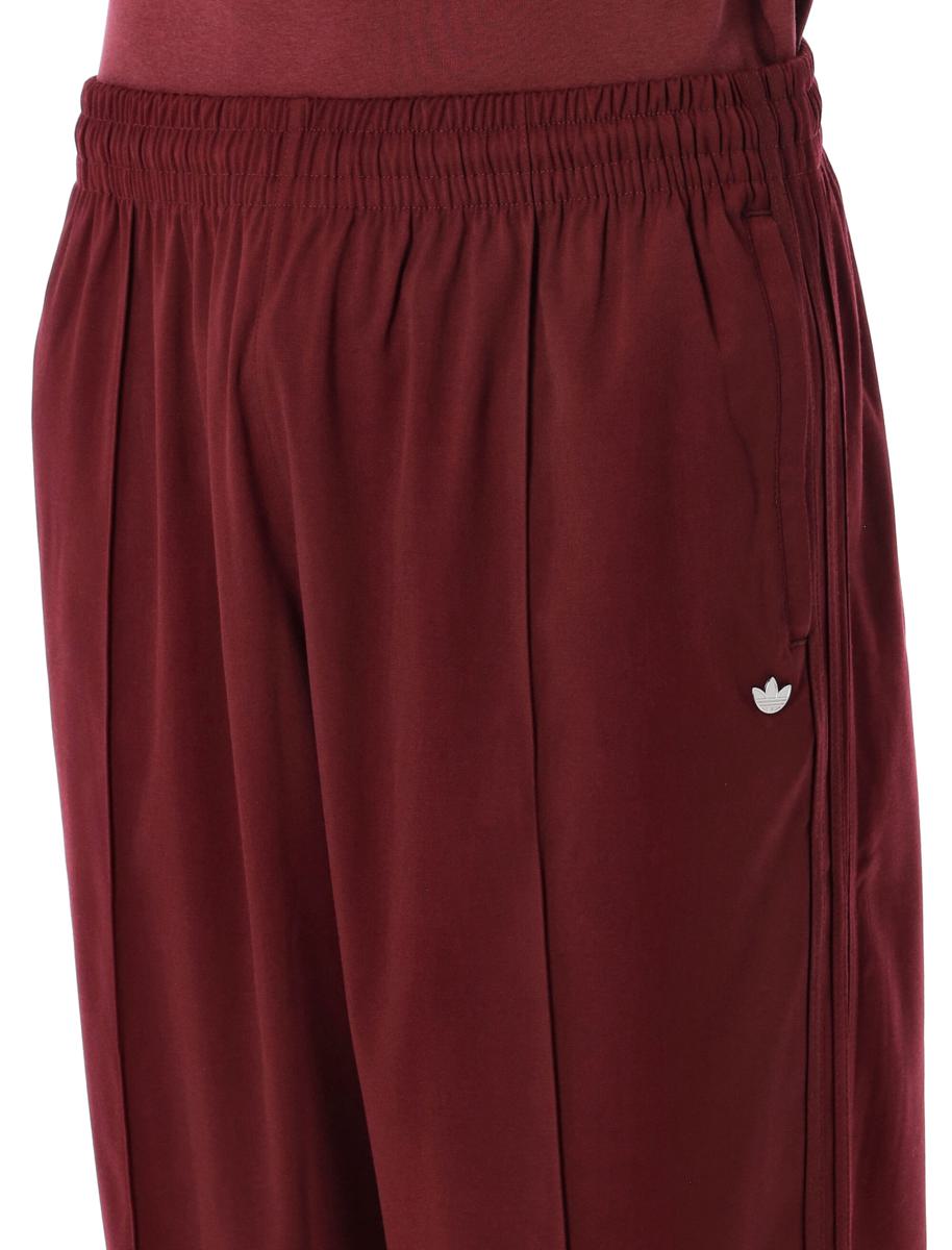 Adidas Originals – Baggy-Trainingshose in Scharlachrot
