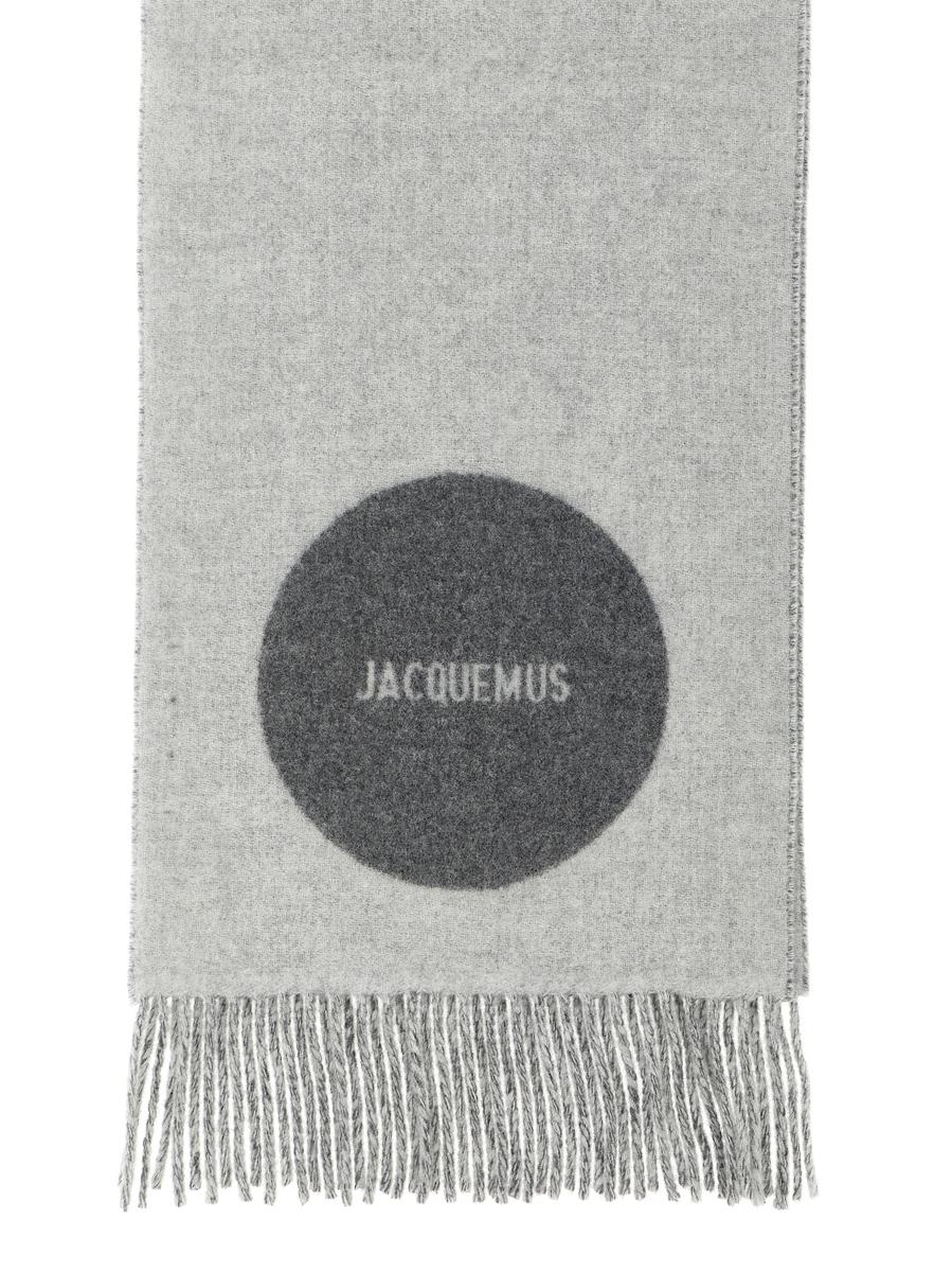 Jacquemus-Schal „L'Echarpe Rond Carré“.