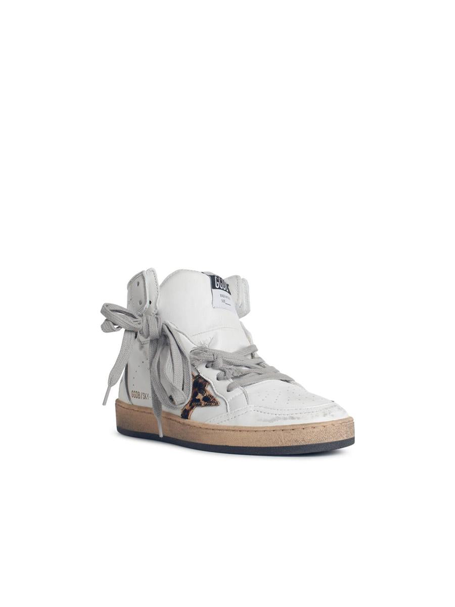 Golden Goose – Weiße Ledersneaker „Sky-Star“ mit Knöchelsignatur und Leo-Pferdehaareinsätzen
