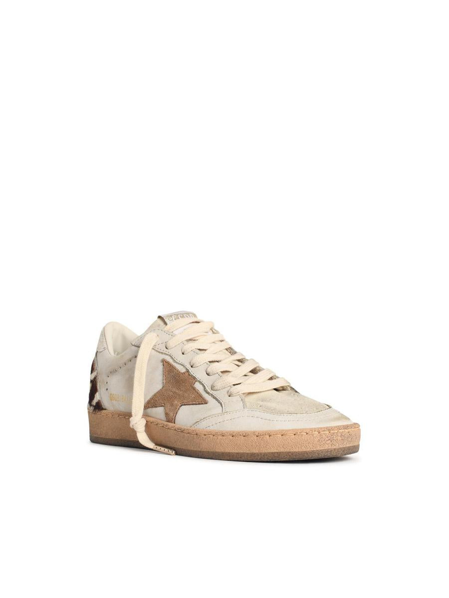 Golden Goose „Ball Star“ Sneakers aus weißem Wildleder und Ponyleder