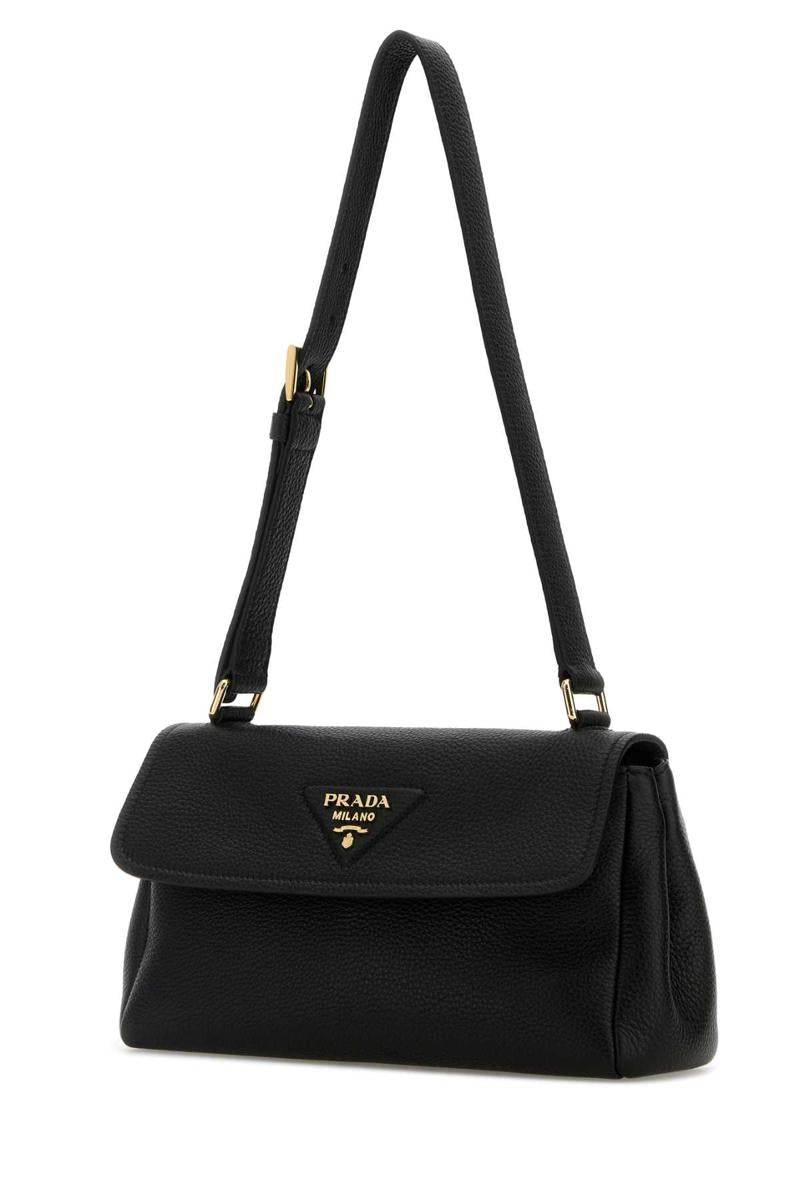 Prada-Handtaschen.
