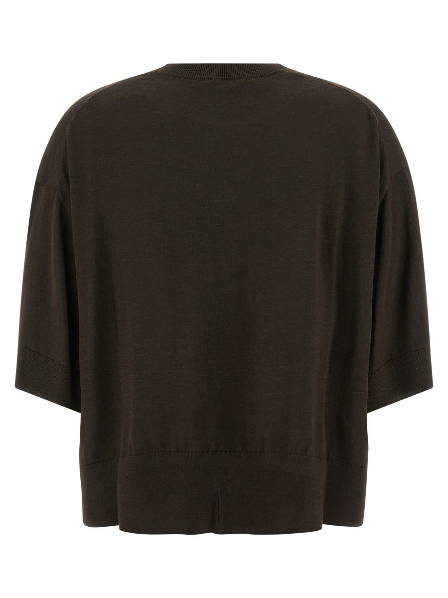 Kurzer Wollpullover in Nude