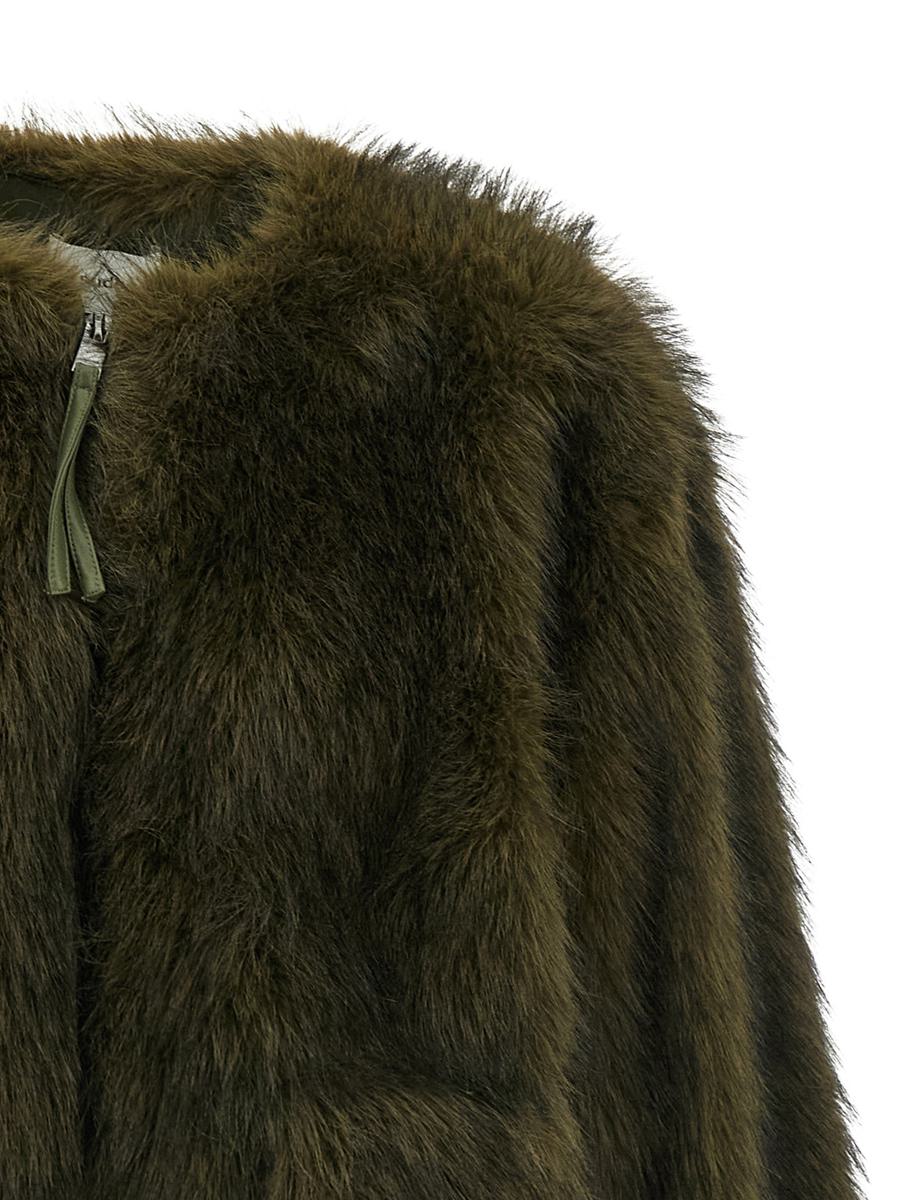 Nudefarbene Bomberjacke aus Kunstpelz