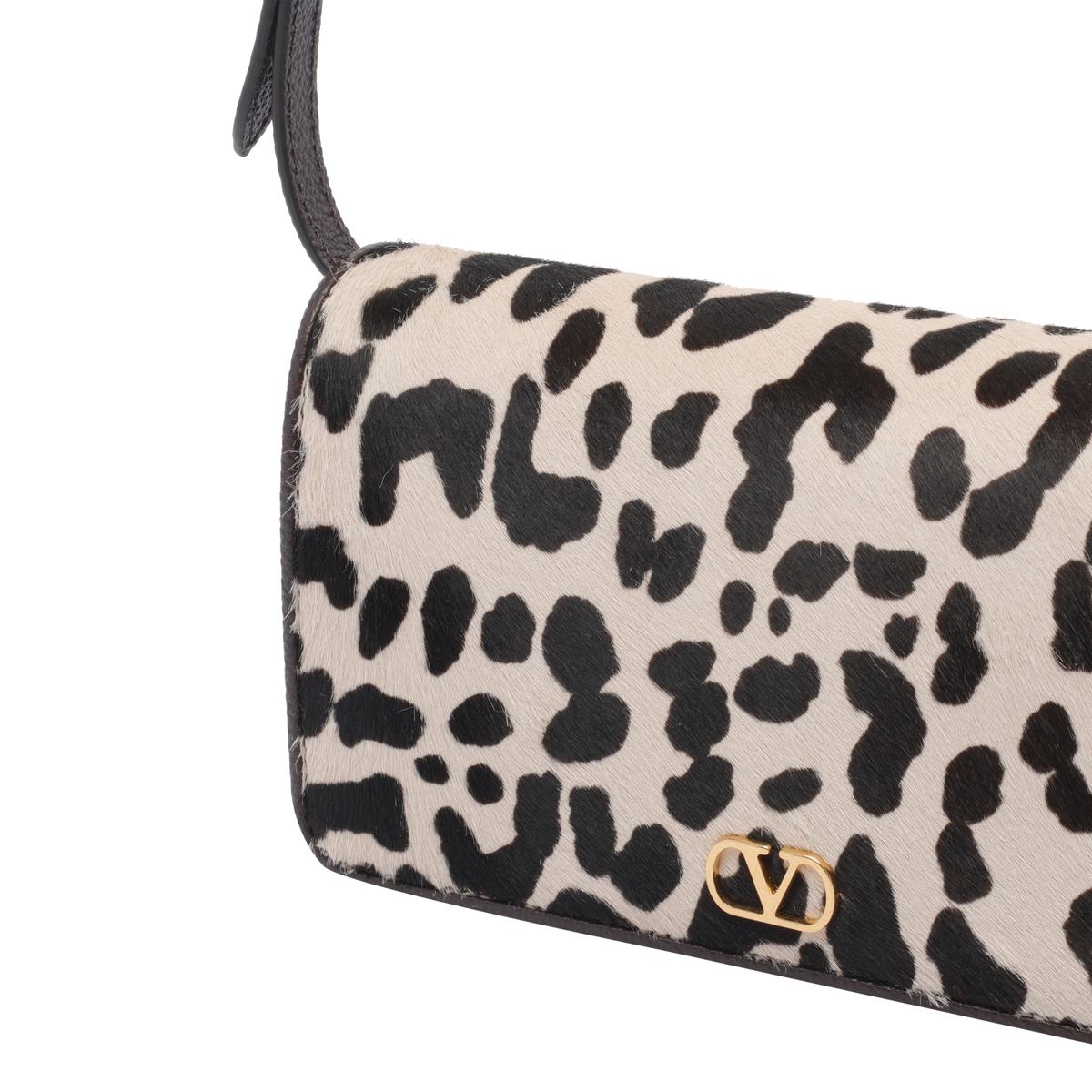 Valentino Garavani Taschen