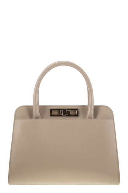 Fabiana Filippi, mittelgroße Handtasche mit Metall-Accessoire
