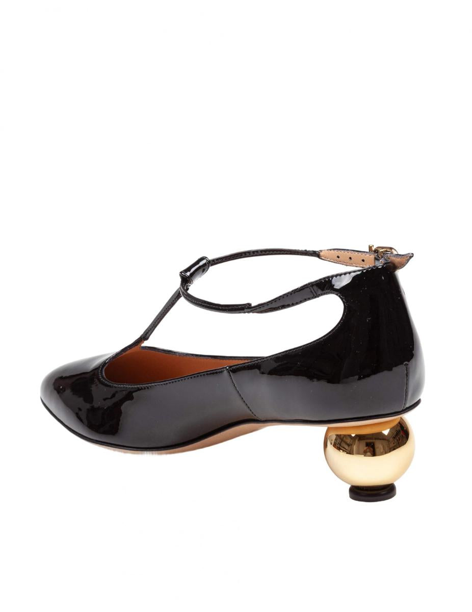 Salvatore Ferragamo Lacklederpumps