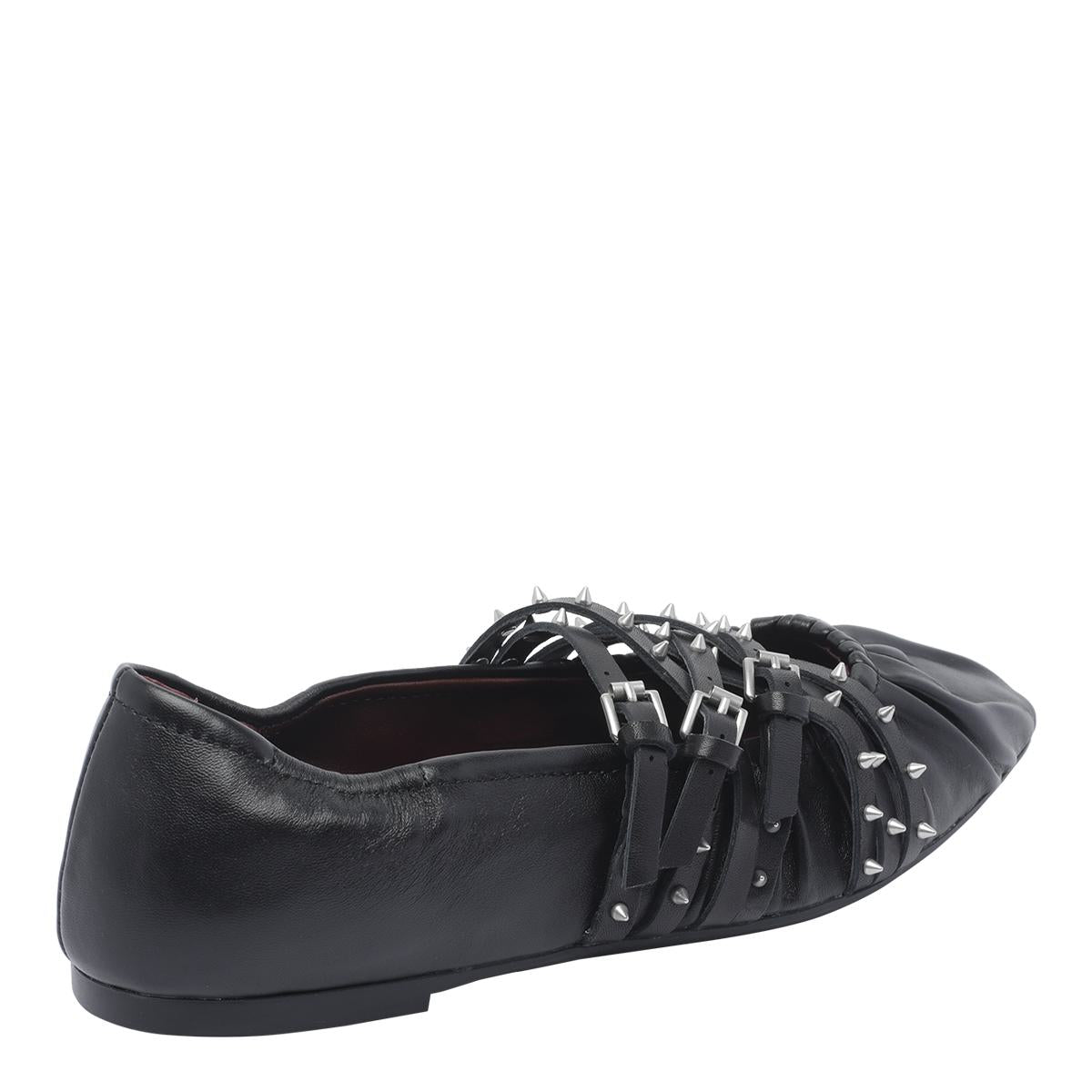 Flache Schuhe aus Ash