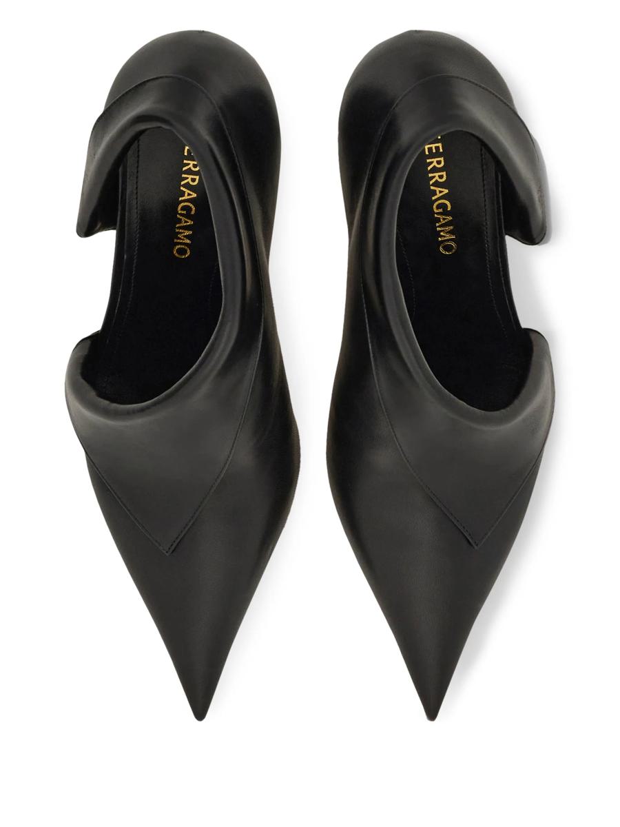 Salvatore Ferragamo mit Absatz